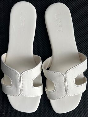 LOFT Women’s Size 8 White Cutout Slide Sandals - Women's Open-Toe Slip-Ons